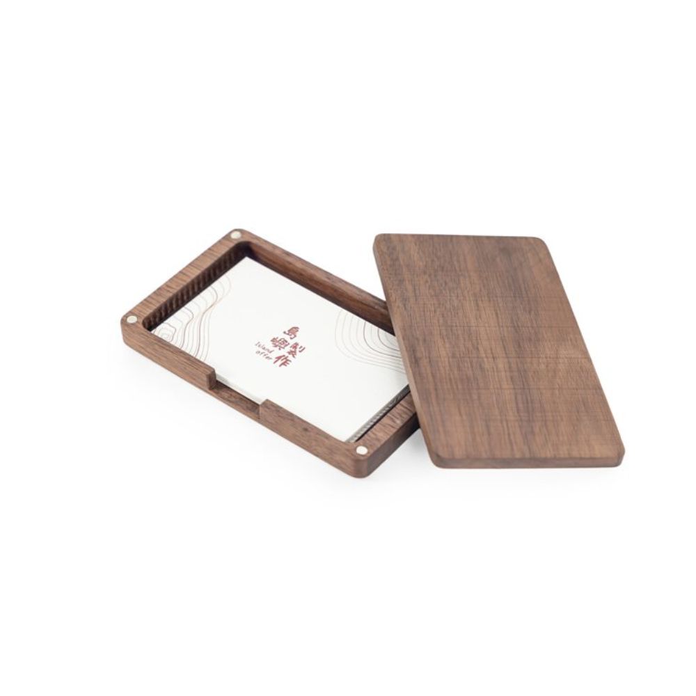 旅行、居家收納都適合的便攜卡片盒，讓小物一目了然